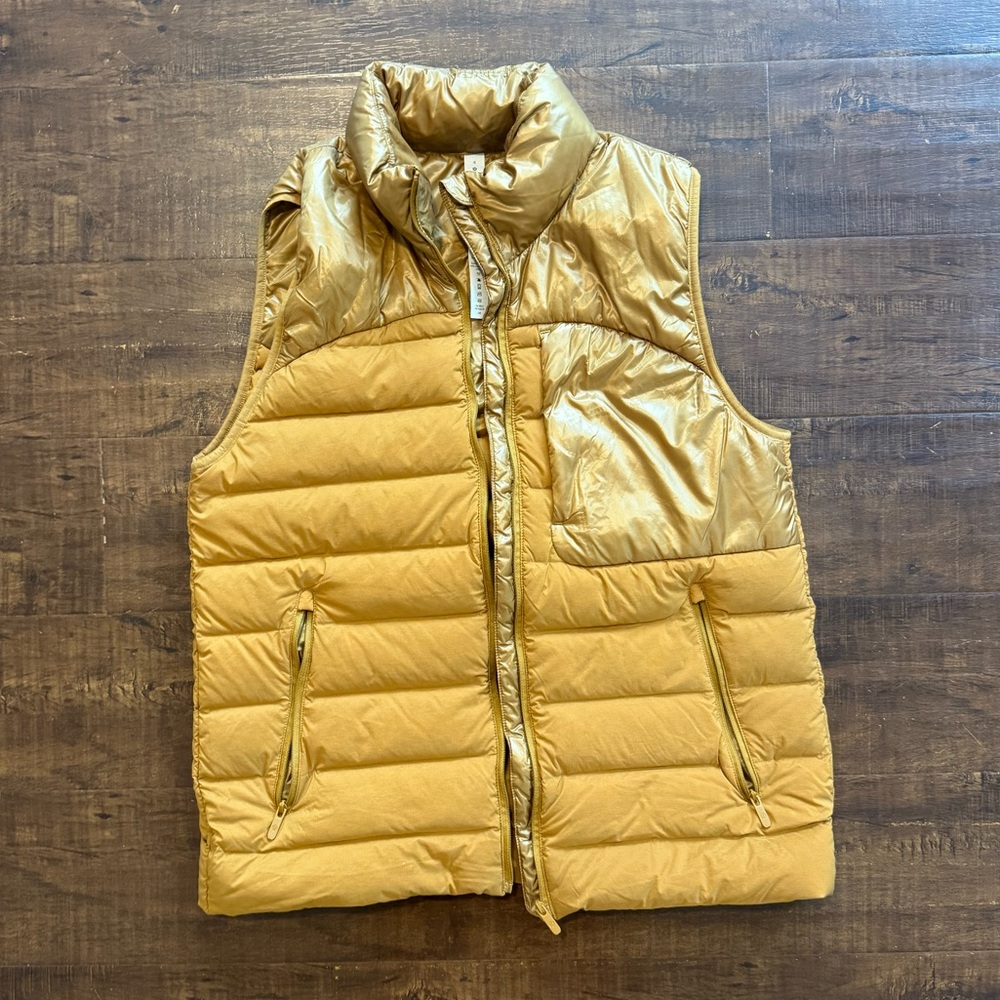Lululemon Navigation Stretch Down Vest, Size 4
